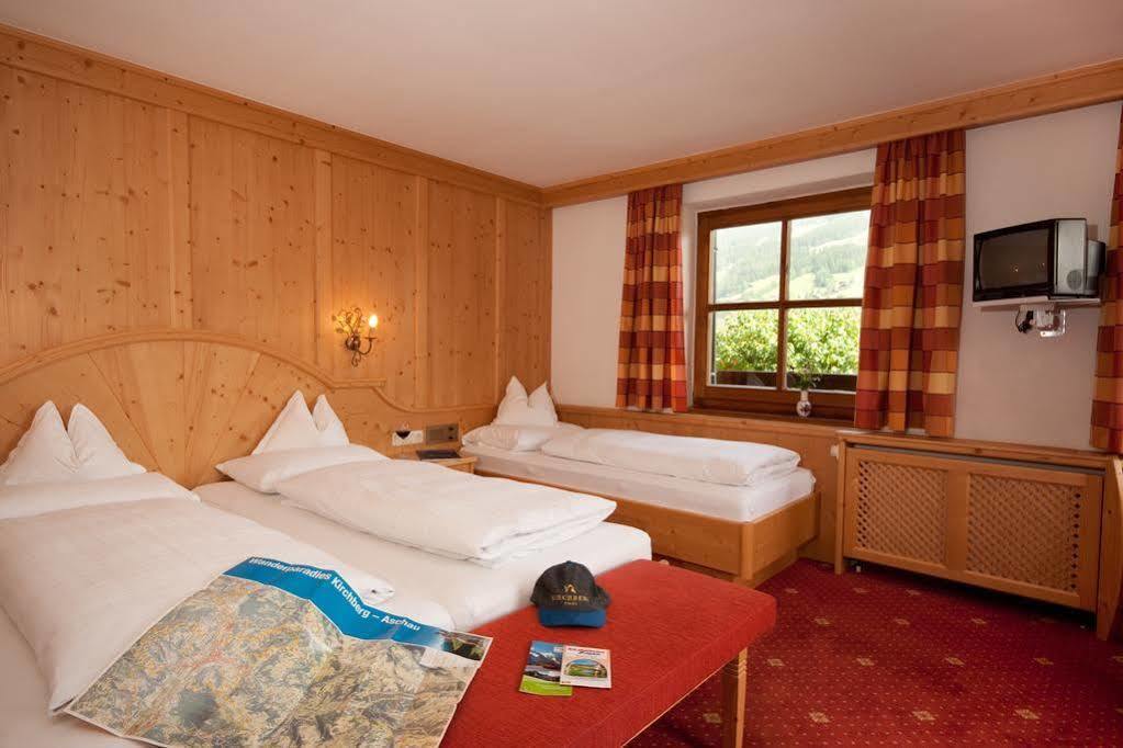 Hotel Kirchenwirt Kirchberg in Tirol Exterior foto